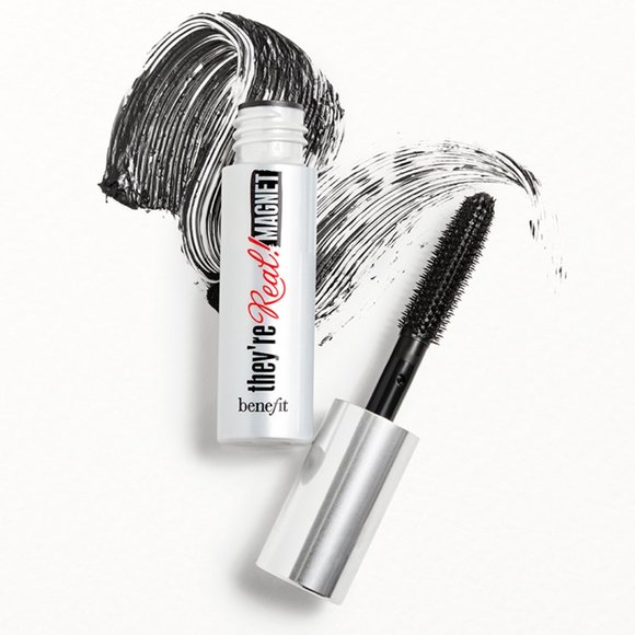 BENEFIT COSMETICS They're Real Magnet Mascara - Picture 1 of 1